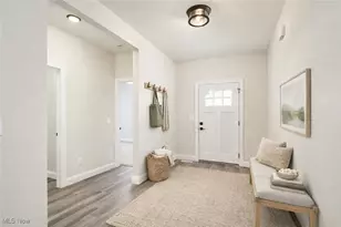 580 Thorn Way, Doylestown, OH 44230 - Photo 2