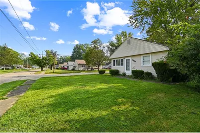 800 Boston Avenue, Elyria, OH 44035 - Photo 14