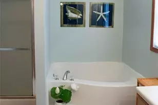 121 Fairview Ln, Kelleys Island, OH 43438 - Photo 14