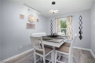 6238 Oak Tree Dr N, Lorain, OH 44053 - Photo 8