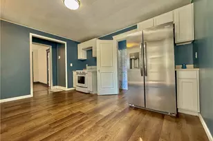 387 4th St NW, Barberton, OH 44203 - Photo 6