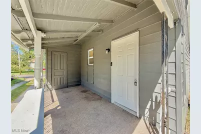387 4th Street NW, Barberton, OH 44203 - Photo 18