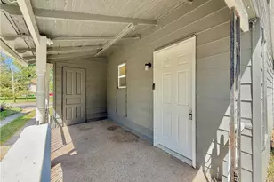 387 4th St NW, Barberton, OH 44203 - Photo 18