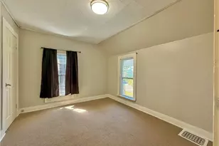 387 4th St NW, Barberton, OH 44203 - Photo 14