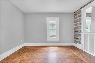 1174 La Croix Ave, Akron, OH 44307 - Photo 4