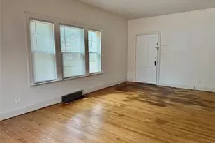 227 6th St, Elyria, OH 44035 - Photo 6