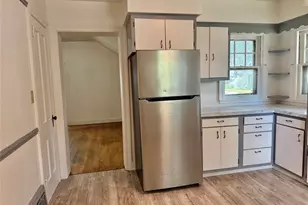 227 6th St, Elyria, OH 44035 - Photo 14