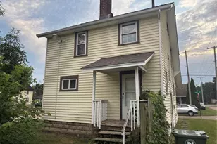 1742 Taft Ave NE, Canton, OH 44705 - Photo 4