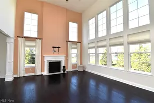 17581 Gates Landing Dr, Chagrin Falls, OH 44023 - Photo 6