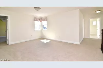 17581 Gates Landing Drive, Chagrin Falls, OH 44023 - Photo 22