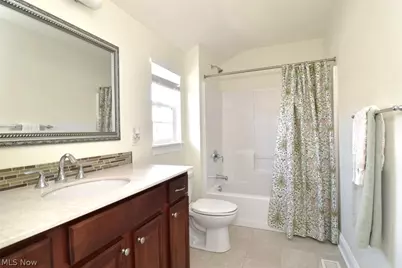 17581 Gates Landing Drive, Chagrin Falls, OH 44023 - Photo 32