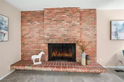 624-1 Russet Woods Court, Aurora, OH 44202 - Photo 6