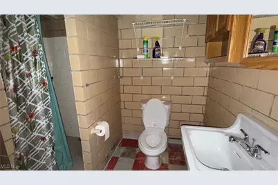 1414 Niles Cortland Road, Niles, OH 44446 - Photo 26