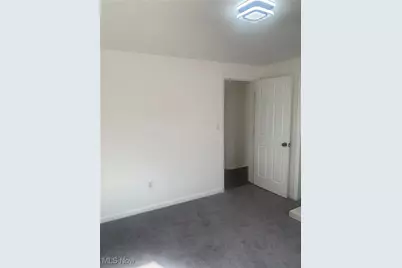 16205 Kollin Avenue, Loveland, OH 44128 - Photo 18