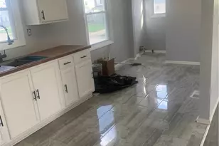 16205 Kollin Ave, Loveland, OH 44128 - Photo 6