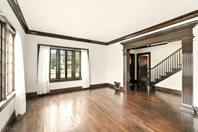 348 N Broadway Street, New Philadelphia, OH 44663 - Photo 6