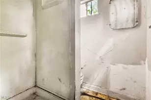 237 Norwood Ave, Youngstown, OH 44504 - Photo 10