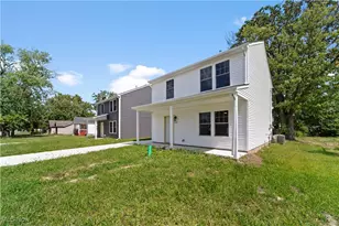 331 Abbe Rd N, Elyria, OH 44035 - Photo 2