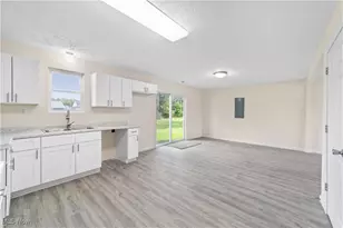 335 Abbe Rd N, Elyria, OH 44035 - Photo 10