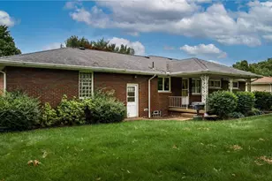 126 S Rhodes Ave, Niles, OH 44446 - Photo 2