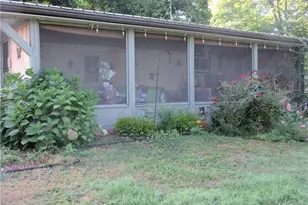 8999 Avon Dr, Linesville, PA 16424 - Photo 4