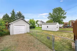 739 Vogel Ave NE, Massillon, OH 44646 - Photo 2