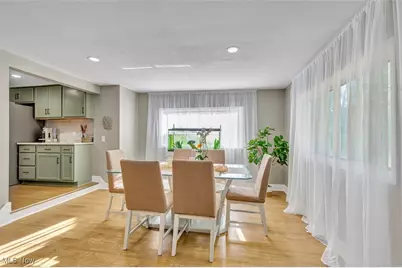 523 Purdue Avenue, Elyria, OH 44035 - Photo 8