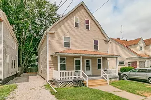 3724 W 41st St, Loveland, OH 44109 - Photo 2