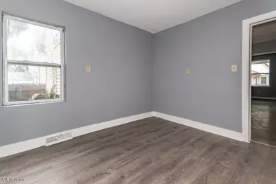 3724 W 41st Street, Loveland, OH 44109 - Photo 8