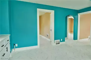 664 Tenney Ave, Campbell, OH 44405 - Photo 22