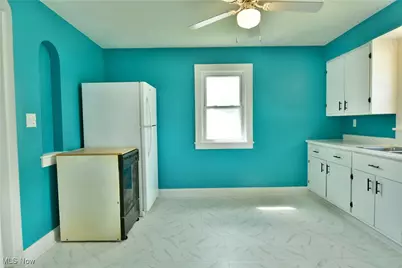 664 Tenney Avenue, Campbell, OH 44405 - Photo 20