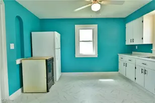 664 Tenney Ave, Campbell, OH 44405 - Photo 20