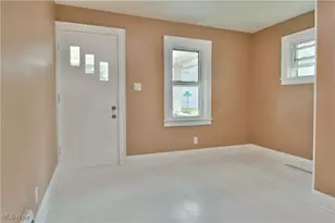 664 Tenney Ave, Campbell, OH 44405 - Photo 14