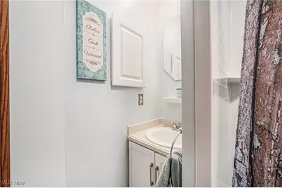 7032 Reed Road, Conneaut, OH 44030 - Photo 16