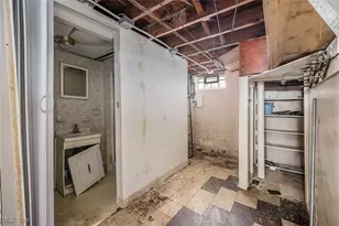 21170 Wilmore Ave, Euclid, OH 44123 - Photo 14