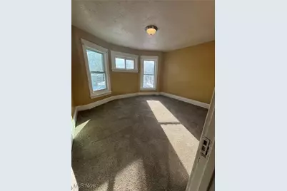 9607 Pratt Avenue, Loveland, OH 44105 - Photo 2