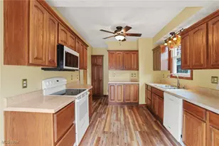 620 N 9th St, Cambridge, OH 43725 - Photo 22