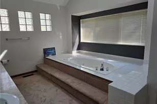 68 Starboard Cir, Akron, OH 44319 - Photo 12