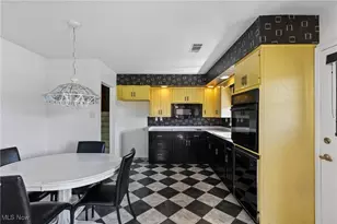 406 Walter St, Yorkville, OH 43971 - Photo 10