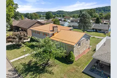 406 Walter Street, Yorkville, OH 43971 - Photo 2