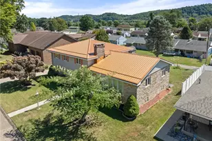 406 Walter St, Yorkville, OH 43971 - Photo 2