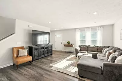 3923 Higgins Drive, Norton, OH 44203 - Photo 14