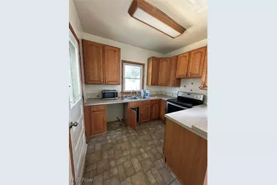 1115 Florida Avenue, Akron, OH 44314 - Photo 6