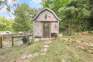 733 Critchfield St, Millersburg, OH 44654 - Photo 40