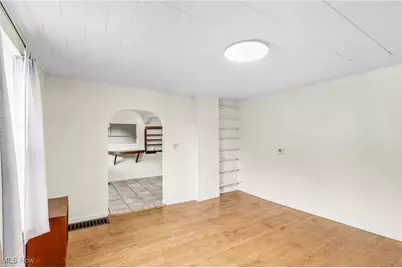 733 Critchfield Street, Millersburg, OH 44654 - Photo 8