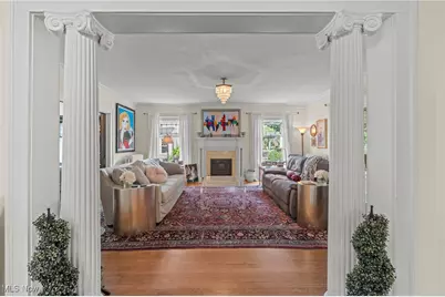 156 S Franklin Street, Chagrin Falls, OH 44022 - Photo 8