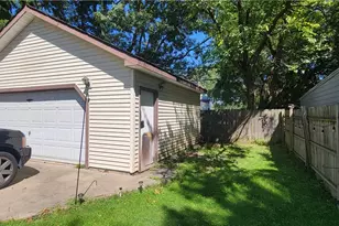 14018 Parkdale Ave, Loveland, OH 44111 - Photo 6