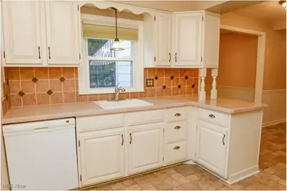 148 Marcia Drive, Youngstown, OH 44515 - Photo 2