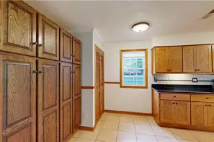 8908 Southern Hwy, Rockport, WV 26169 - Photo 6