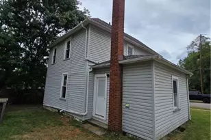 17 Maple Ave SE, Massillon, OH 44646 - Photo 2